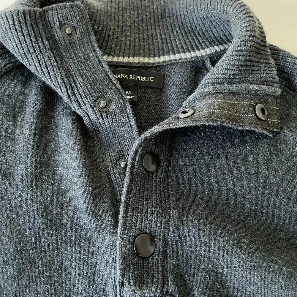 Banana Republic Quarter Snap Sweater Med Gray Silk Blend Soft